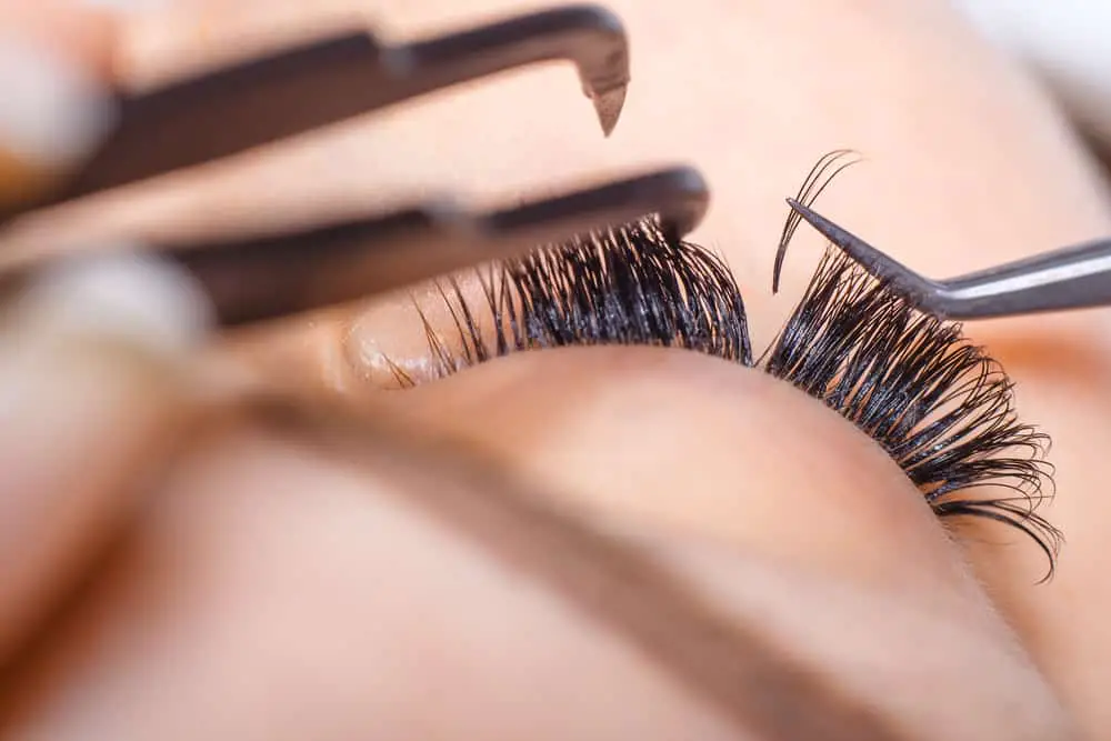 How You Can Be A Lash Pro - Getting Certified Online
